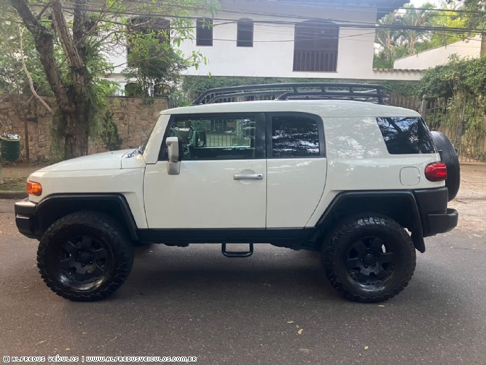Toyota FJ CRUISER 4.0 V6 4X4 2009/2010